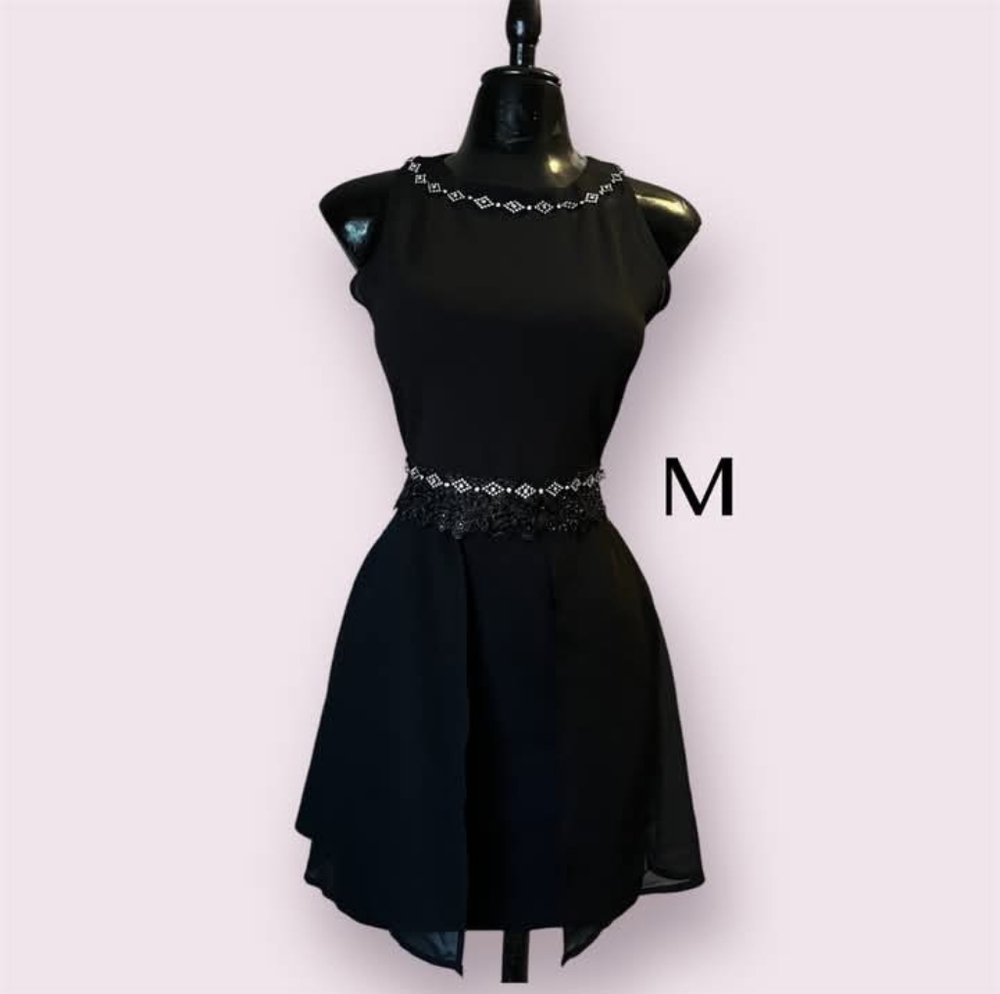 Gianni Bini Black Sleeveless Mini Dress